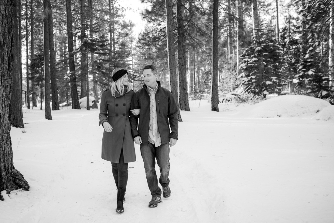 
Snow Engagement Session in Lake Tahoe - A Winter Wonderland
