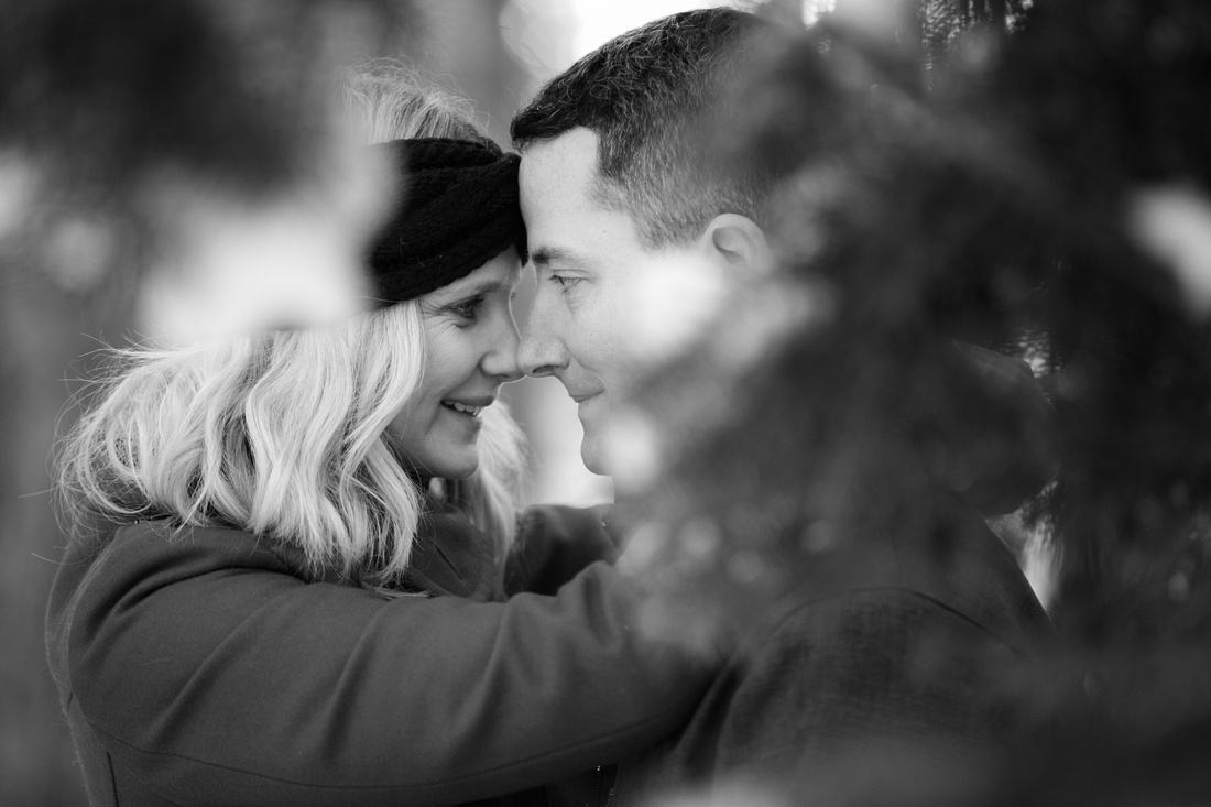 
Snow Engagement Session in Lake Tahoe - A Winter Wonderland
