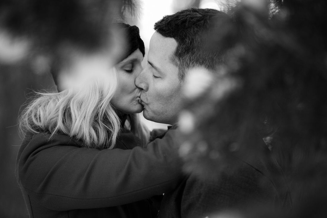 
Snow Engagement Session in Lake Tahoe - A Winter Wonderland
