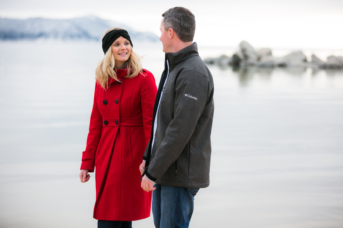 
Snow Engagement Session in Lake Tahoe - A Winter Wonderland
